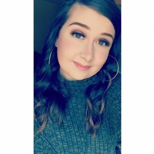 Meet your Posher, Courtney